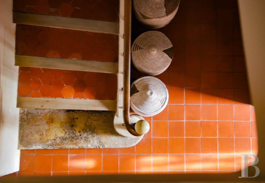 A traditional yet bold village house in the Alpes-de-Haute-Provence, to the south of Forcalquier - photo  n°23